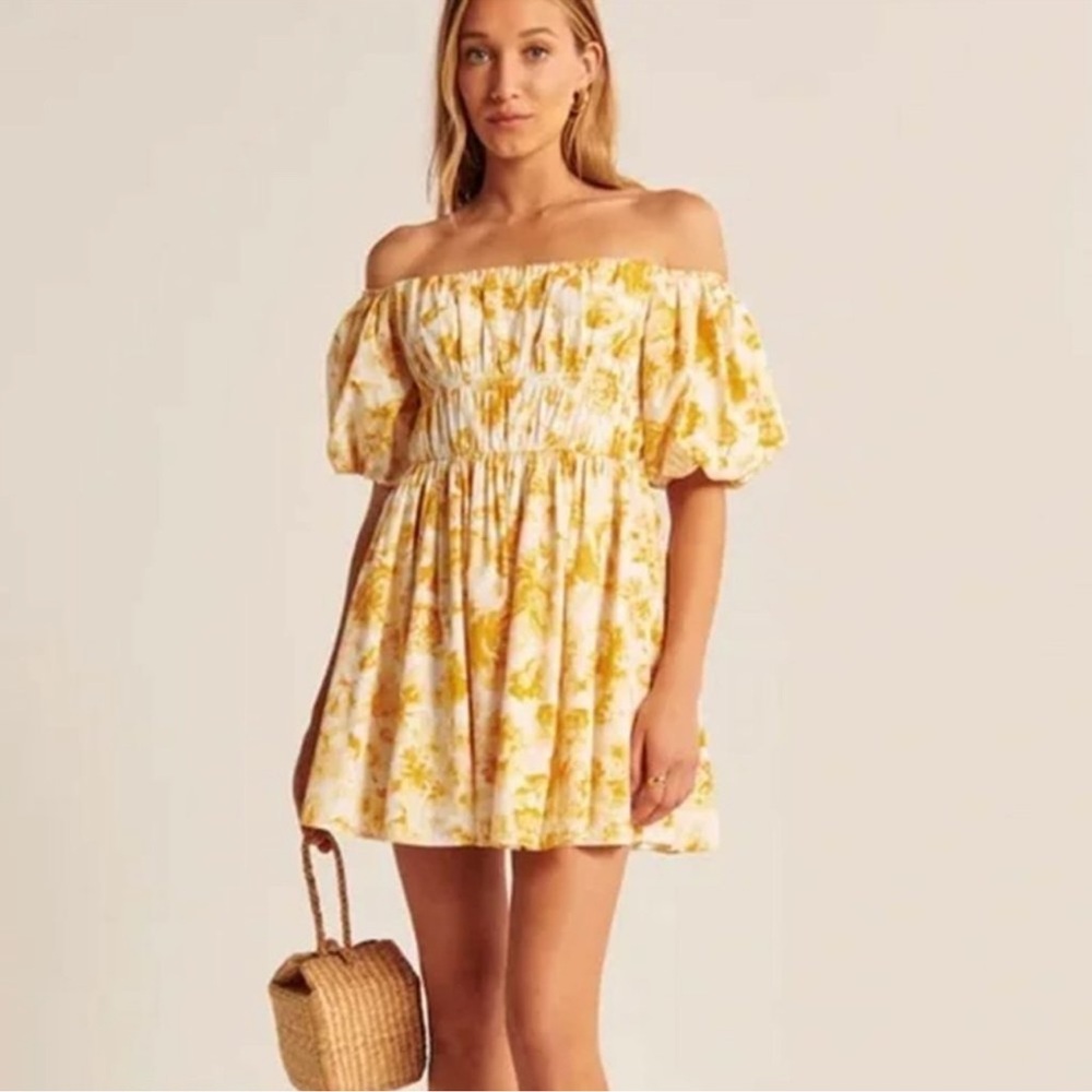 Abercrombie & Fitch Yellow Floral Mini Babydoll‎ Dress- Size Small